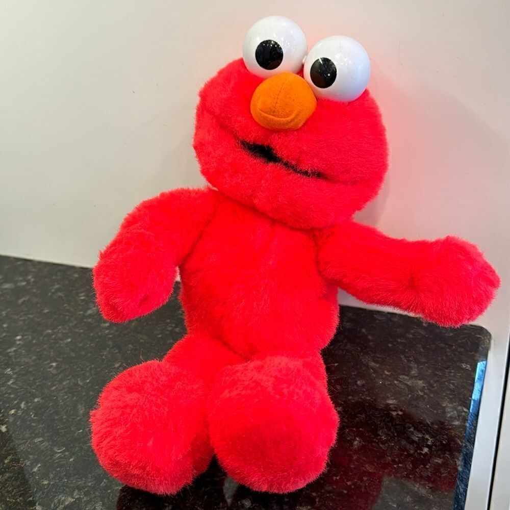 Vintage Tyco Tickle Me Elmo Sesame Street 15" Talking Plush. 1995. Not working